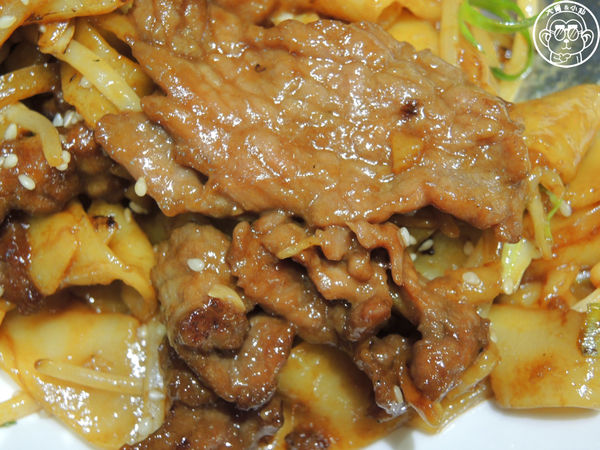 寶達港式餐廳：呷飽祙【台中西屯･寶達港式餐廳】脆皮吊燒雞實在一絕啊