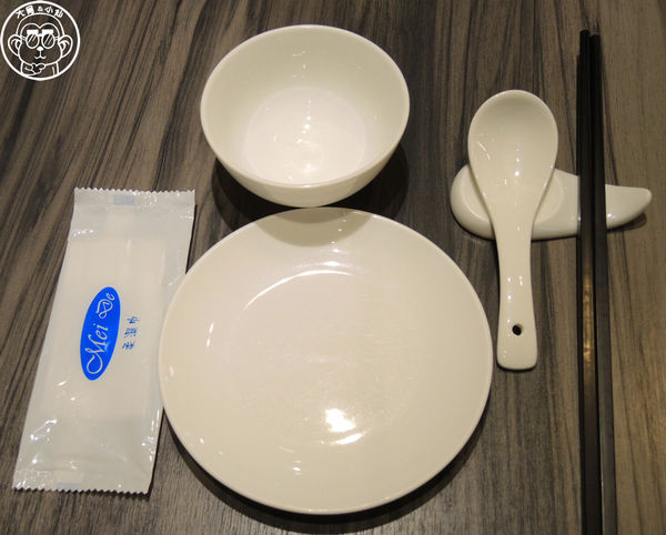 寶達港式餐廳：呷飽祙【台中西屯･寶達港式餐廳】脆皮吊燒雞實在一絕啊