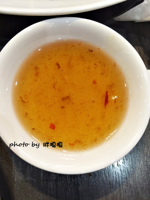 【台中 西屯】寶達港式茶餐廳~~平價美味，有著黯然銷魂冰火波蘿油、無敵脆皮燒雞~~保證一吃成主顧