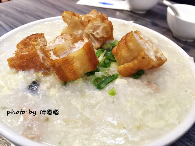 【台中 西屯】寶達港式茶餐廳~~平價美味，有著黯然銷魂冰火波蘿油、無敵脆皮燒雞~~保證一吃成主顧