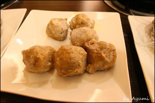 珍杏擱牛奶鍋物：[食記]超優質牛奶鍋~台南必選- 珍杏擱牛奶鍋物二訪