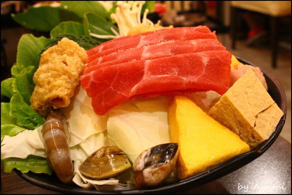 珍杏擱牛奶鍋物：[食記]超優質牛奶鍋~台南必選- 珍杏擱牛奶鍋物二訪