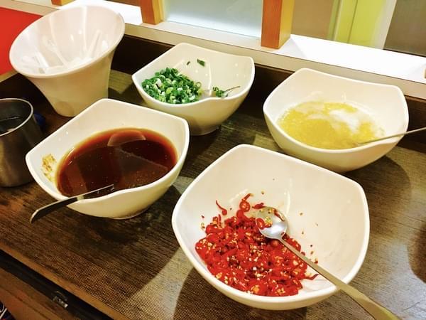 珍杏擱牛奶鍋物:(台南。北區)『珍杏擱』2018新增菜色『南瓜牛奶鍋』。『泰式酸辣牛奶鍋』,台南人的牛奶鍋愛店。來自綠光牧場,帶著濃濃奶香的『珍杏擱牛奶鍋物』