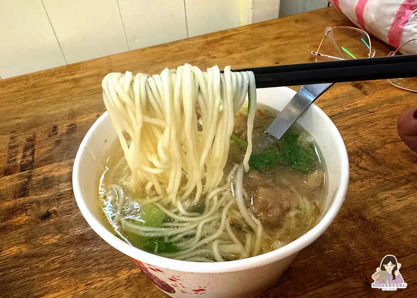 【板橋美食】秋香ㄟ店附菜單,赤肉羹用料實在,油飯麻油清香粒粒