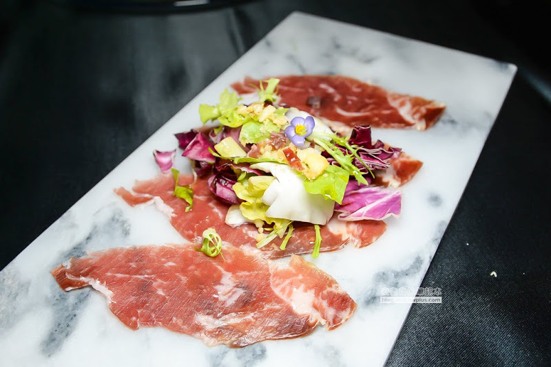 隨意鳥地方101觀景餐廳-神戶和牛、松露菲力和波士頓龍蝦佐以絕景夜色