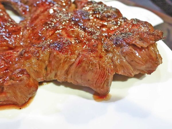 【新莊餐廳】黑傑克原味碳烤牛排-超大OZ原肉碳烤牛排 【新莊餐廳】黑傑克原味碳烤牛排-超大OZ原肉碳烤牛排
