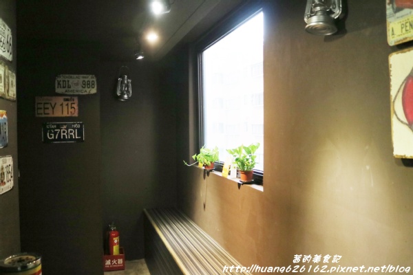 約客頂級燒肉：【台北大安區】這是我目前為止吃過最好吃燒肉店『約客頂級燒肉』必點鮮切牛肋條、上選牛小排、海鮮綜合盤~