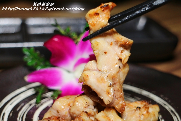 約客頂級燒肉：【台北大安區】這是我目前為止吃過最好吃燒肉店『約客頂級燒肉』必點鮮切牛肋條、上選牛小排、海鮮綜合盤~