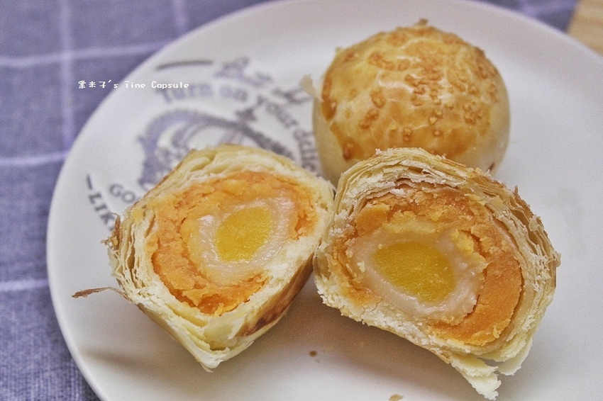 [宅配伴手禮]杜倫先生Mr. Turon-創新口味的中秋月餅禮盒+邊玩桌遊邊吃沾醬麻糬~