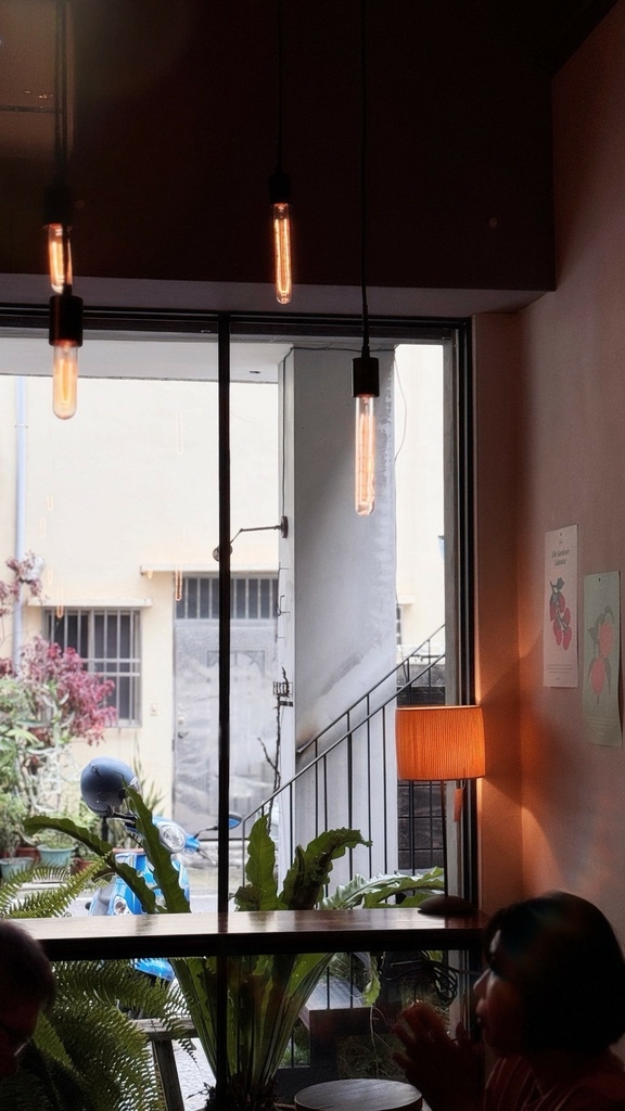 雲林美食推薦！斗六隱藏版蔬食 著迷食間，復古簡約鄉村風與療癒系菜單。