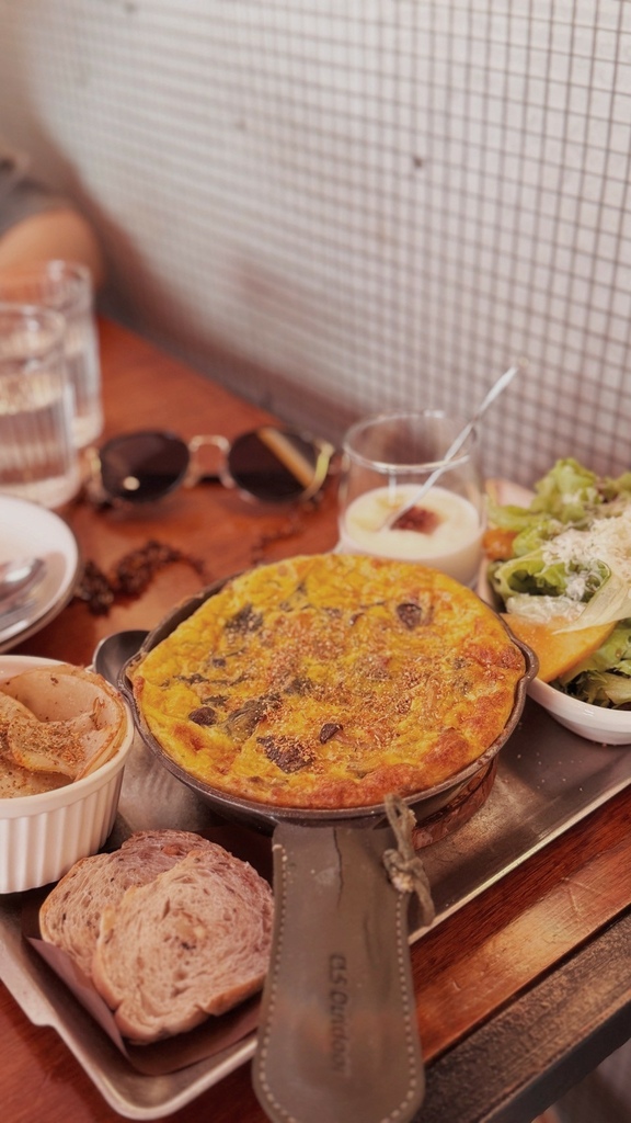 雲林美食推薦！斗六隱藏版蔬食 著迷食間，復古簡約鄉村風與療癒系菜單。