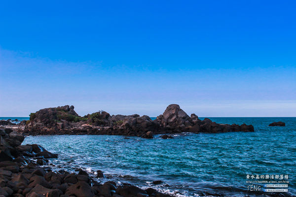 伊莎貝拉海灘咖啡館(白沙灣分店)│新北市/石門區(異國風情美食，坐擁獨天海景)