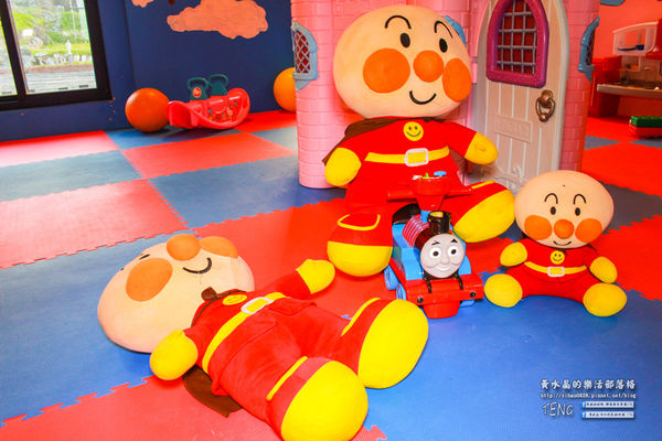 伊莎貝拉海灘咖啡館(白沙灣分店)│新北市/石門區(異國風情美食，坐擁獨天海景)