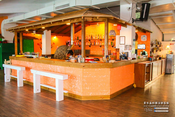 伊莎貝拉海灘咖啡館(白沙灣分店)│新北市/石門區(異國風情美食，坐擁獨天海景)