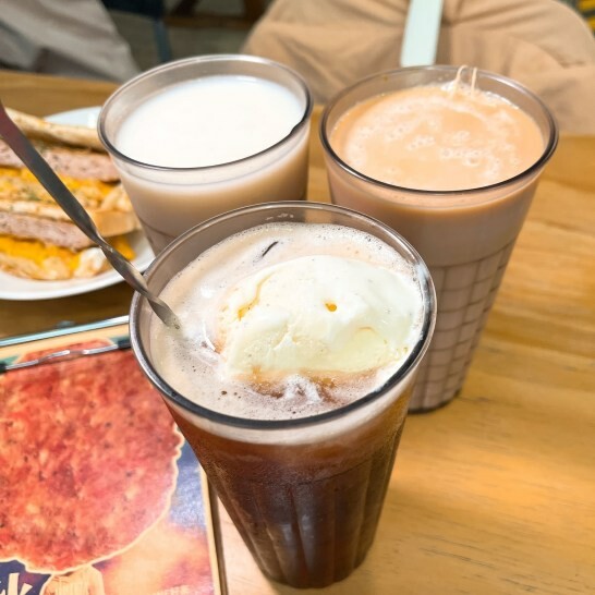 中原大學早午餐系浮誇系肉主任上線—豪秋吐司HowChou，滿滿的肉量吃一餐可以飽一整天！