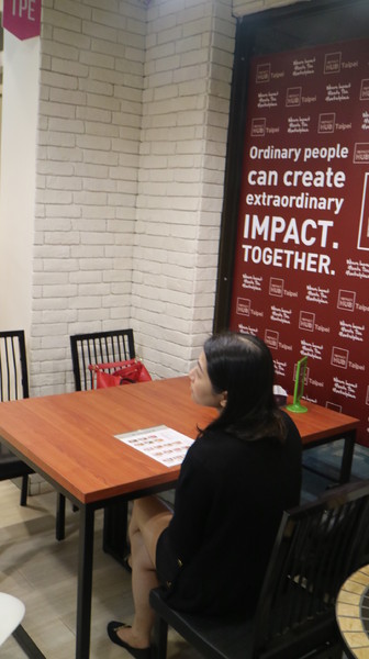 Waffle Please 比利時列日鬆餅專賣店(大安店)：【台北下午茶】Waffle Please 比利時列日鬆餅@捷運科技大樓站