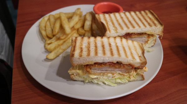 Waffle Please 比利時列日鬆餅專賣店(大安店)：【台北下午茶】Waffle Please 比利時列日鬆餅@捷運科技大樓站