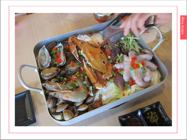 《新竹美食》【OMAYA春川炒雞】人氣高CP的「釜山巨無霸海鮮盆」每一口都是滿足的鮮甜甘美-10.jpg 《新竹美食》【OMAYA春川炒雞】人氣高CP的「釜山巨無霸海鮮盆」每一口都是滿足的鮮甜甘美-10.jpg