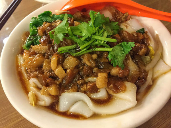 四方阿九魯肉飯 - 好吃的魯肉飯很多但你不在裡面