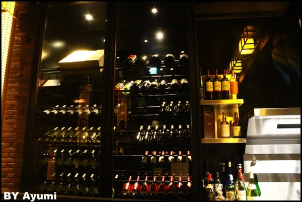 西班牙傳統海鮮料理餐廳 PURO PURO：[食記]西班牙傳統海鮮料理餐廳PURO PURO-跨界開設，並與日本西班牙料理名廚小西由企夫領軍的El Poniente集團合作