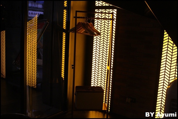 西班牙傳統海鮮料理餐廳 PURO PURO：[食記]西班牙傳統海鮮料理餐廳PURO PURO-跨界開設，並與日本西班牙料理名廚小西由企夫領軍的El Poniente集團合作