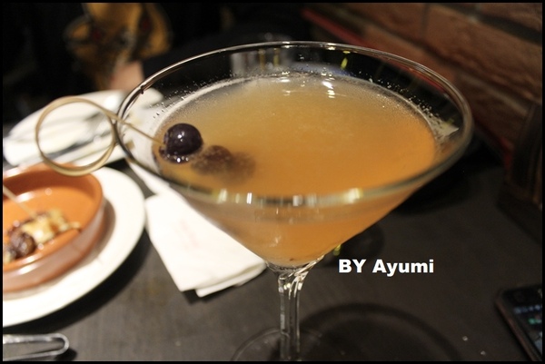 西班牙傳統海鮮料理餐廳 PURO PURO：[食記]西班牙傳統海鮮料理餐廳PURO PURO-跨界開設，並與日本西班牙料理名廚小西由企夫領軍的El Poniente集團合作