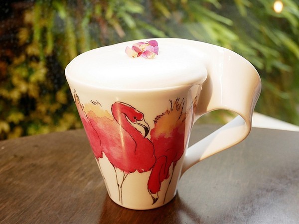 木門咖啡Wooden Door:木門咖啡Wooden Door-台中南屯區超美咖啡館 每個角落都好拍 餐點兼具外型和風味 和姊妹的下午茶首推這家