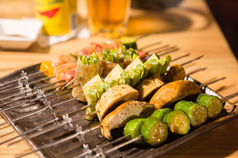 |食|台中西區 轉轉轉的烤肉【爵】旋轉串燒