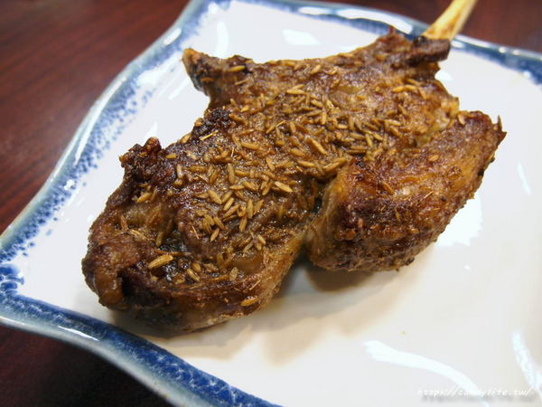 京味兒:台中美食│京味兒〃近中國醫藥大學,來自老北京道地美味,主打碳烤紐西蘭小羔羊腿(需預訂)~食尚玩家、旅行應援團等各大媒體報導推薦!