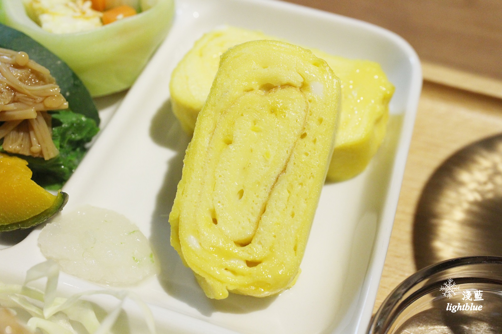 台中美食：淺藍 × Kusabi+ ～設計空間中的和風朝午食與抹茶提拉米蘇