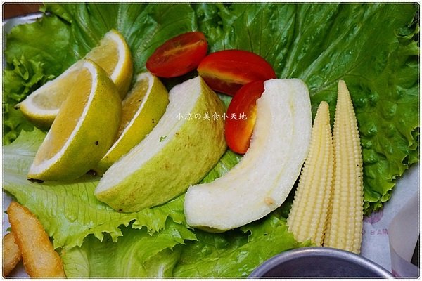 EMMA'S CAFE:台中北區』Emma's CAFE║發現巷弄美食。全天候供餐,超強早午餐,新品義麵燉飯大推,近中友、中國醫(新增刷卡服務)