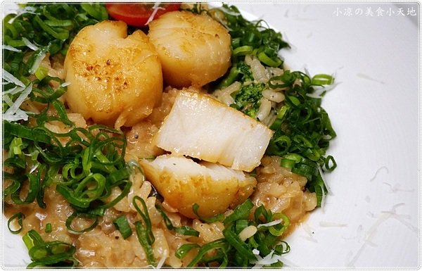 EMMA'S CAFE:台中北區』Emma's CAFE║發現巷弄美食。全天候供餐,超強早午餐,新品義麵燉飯大推,近中友、中國醫(新增刷卡服務)