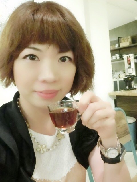 NOT ONLY CAFE：【信義區咖啡廳】噹噹媽真心推薦~燈光美氣氛佳的Not Only Cafe咖啡廳~韓式泡菜豬肉帕尼尼及衣索比亞-耶加雪菲~好吃到停不下來!