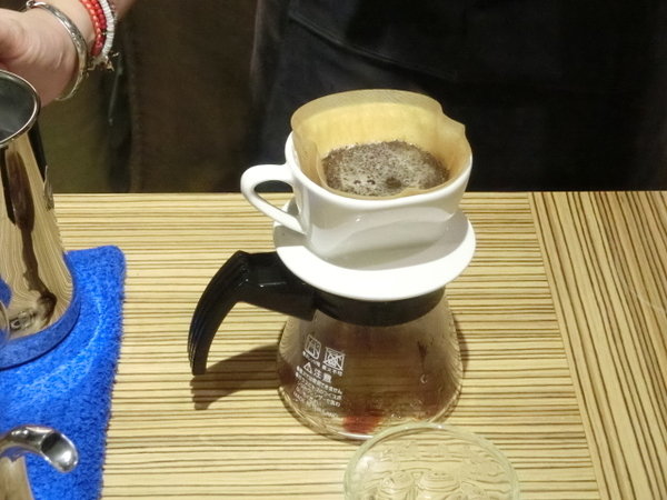 NOT ONLY CAFE：【信義區咖啡廳】噹噹媽真心推薦~燈光美氣氛佳的Not Only Cafe咖啡廳~韓式泡菜豬肉帕尼尼及衣索比亞-耶加雪菲~好吃到停不下來!