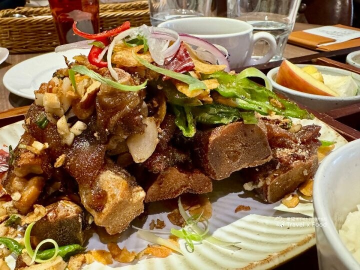 聚餐首選,咖啡美食帶來的歡樂~布納咖啡館(桃園藝文館) - 魚兒 x 牽手明太子的「視」界旅行