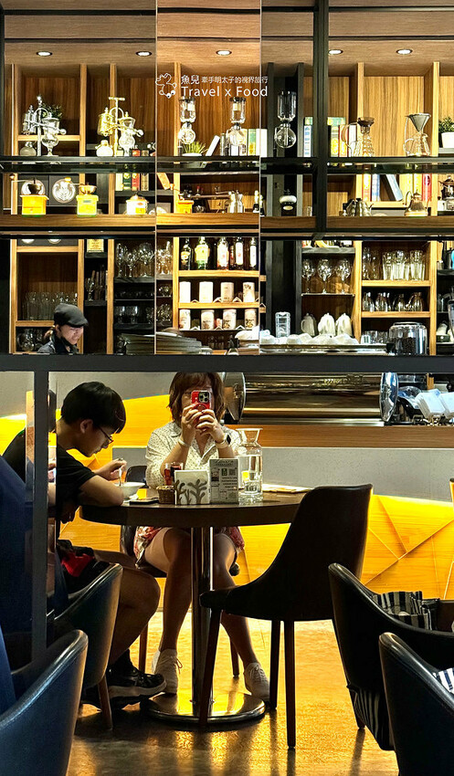 聚餐首選,咖啡美食帶來的歡樂~布納咖啡館(桃園藝文館) - 魚兒 x 牽手明太子的「視」界旅行