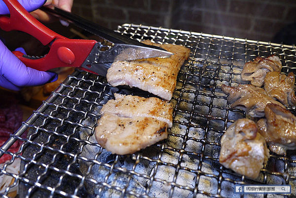 三重燒肉吃到飽【燒肉眾精緻炭火燒肉三重自強店】日本鹿兒島A5和牛吃到飽&豪華龍蝦饗宴