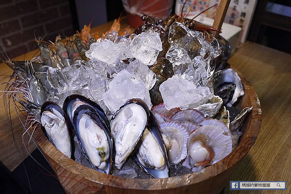 三重燒肉吃到飽【燒肉眾精緻炭火燒肉三重自強店】日本鹿兒島A5和牛吃到飽&豪華龍蝦饗宴