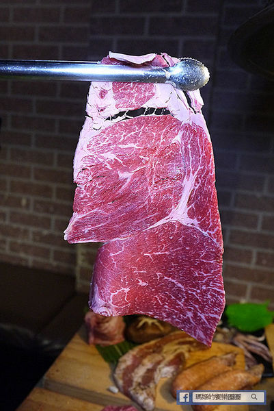 三重燒肉吃到飽【燒肉眾精緻炭火燒肉三重自強店】日本鹿兒島A5和牛吃到飽&豪華龍蝦饗宴