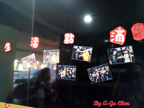 艋舺雞排(台南中正店)：【臺南Ω中西區】艋舺雞排（中正店）。皮脆肉厚的大雞排