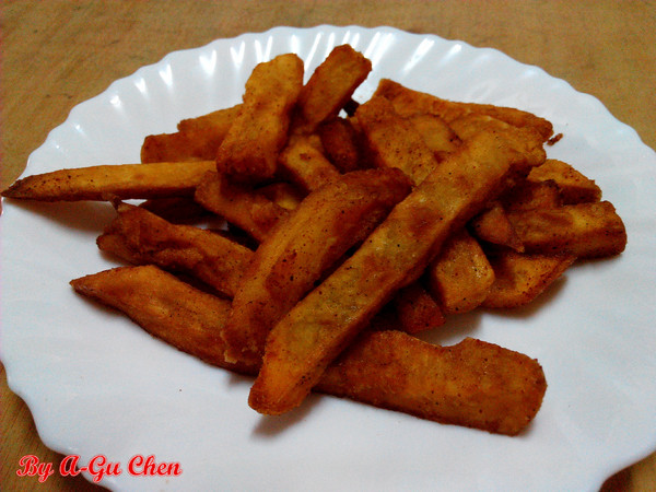 艋舺雞排(台南中正店)：【臺南Ω中西區】艋舺雞排（中正店）。皮脆肉厚的大雞排