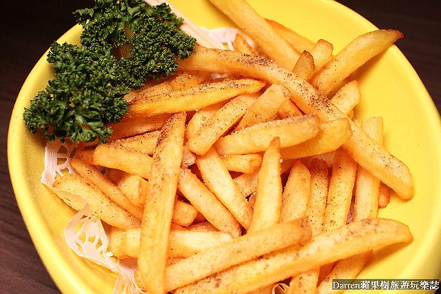 『桃園美食推薦』茶自點複合式餐飲(大有店)★桃園金牌好店提供插座WIFI上網不限用餐時間免服務費/桃園大有商圈美食人氣茶店