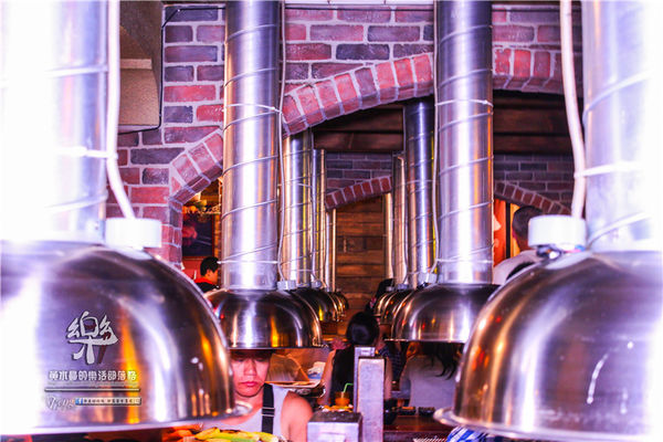 樂群三町 炭火燒肉/主題餐廳│北捷/劍南路站(港澳旅遊雜誌爭相報導，復古話題性十足)