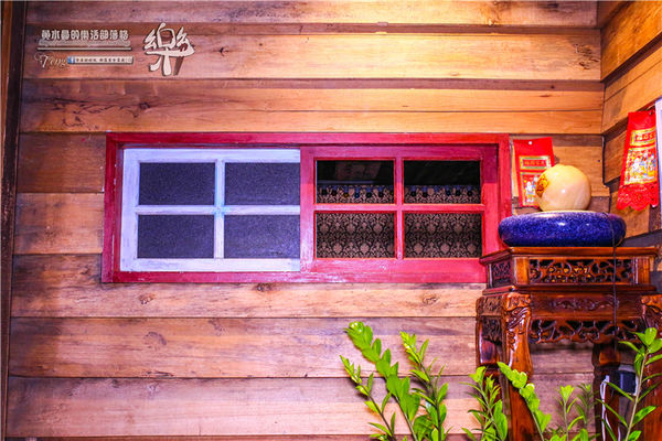 樂群三町 炭火燒肉/主題餐廳│北捷/劍南路站(港澳旅遊雜誌爭相報導，復古話題性十足)