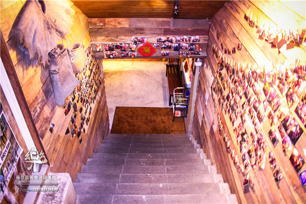 樂群三町 炭火燒肉/主題餐廳│北捷/劍南路站(港澳旅遊雜誌爭相報導，復古話題性十足)