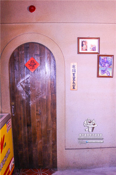 樂群三町 炭火燒肉/主題餐廳│北捷/劍南路站(港澳旅遊雜誌爭相報導，復古話題性十足)