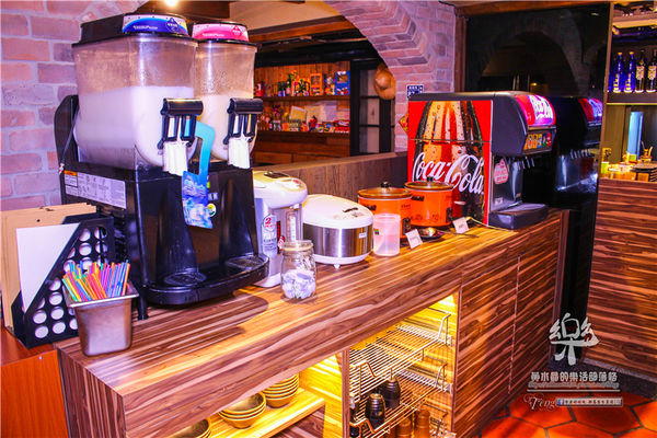 樂群三町 炭火燒肉/主題餐廳│北捷/劍南路站(港澳旅遊雜誌爭相報導，復古話題性十足)