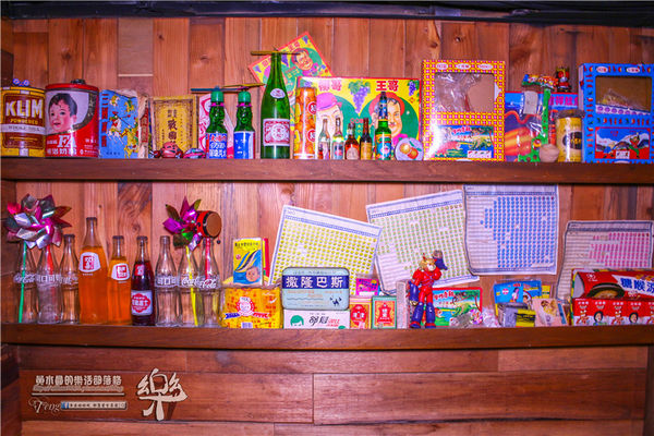 樂群三町 炭火燒肉/主題餐廳│北捷/劍南路站(港澳旅遊雜誌爭相報導，復古話題性十足)