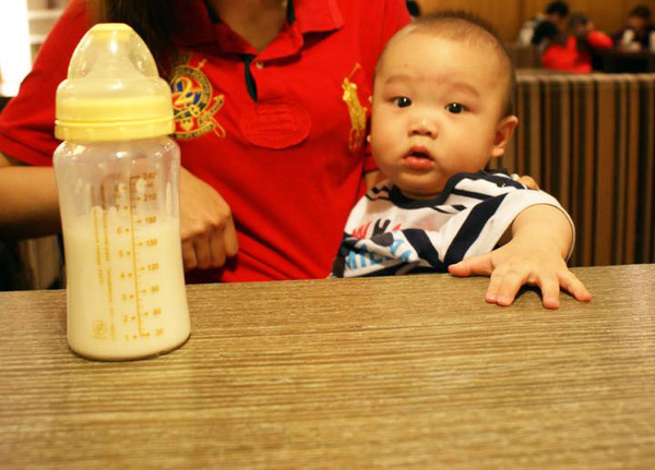 巷木shamu：【台南餐廳】【中西區】巷木Shamu｜家庭日。大空間、料理多樣，價格不貴的店。