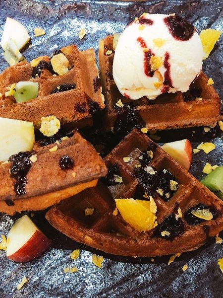 [台北松山 捷運小巨蛋] 畫畫控必訪!!! 來塗鴉你的美味心情吧~ Remember Me 記得我 Cafe